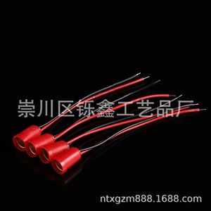 Производитель непосредственно предоставляет лампы E10 красных пояса, E12 Plastic Belt Lampers поддерживает индивидуальное обсуждение контактов