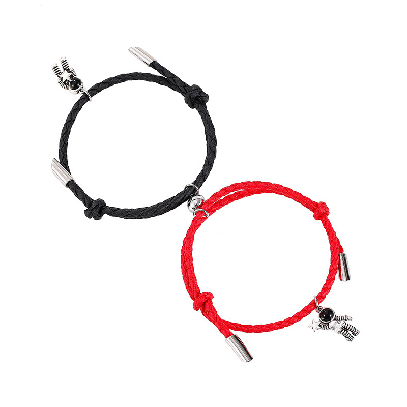 New Xingyue Spaceman Pu Rope Bracelet Magnet Suction Couple Bracelet Pair Exclusive For Cross-border Ornament Wholesale display picture 2