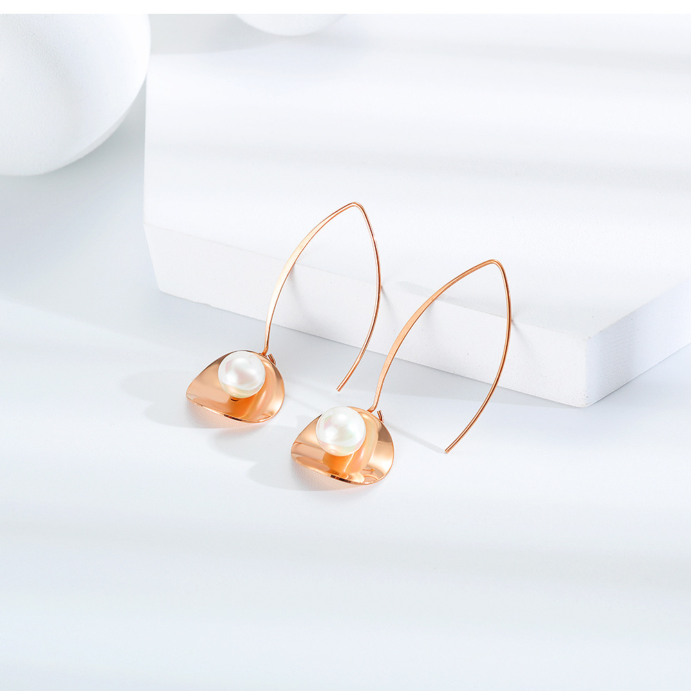 New Fashion Wild Synthetic Pearl Simple Geometric Earrings Wholesale display picture 6