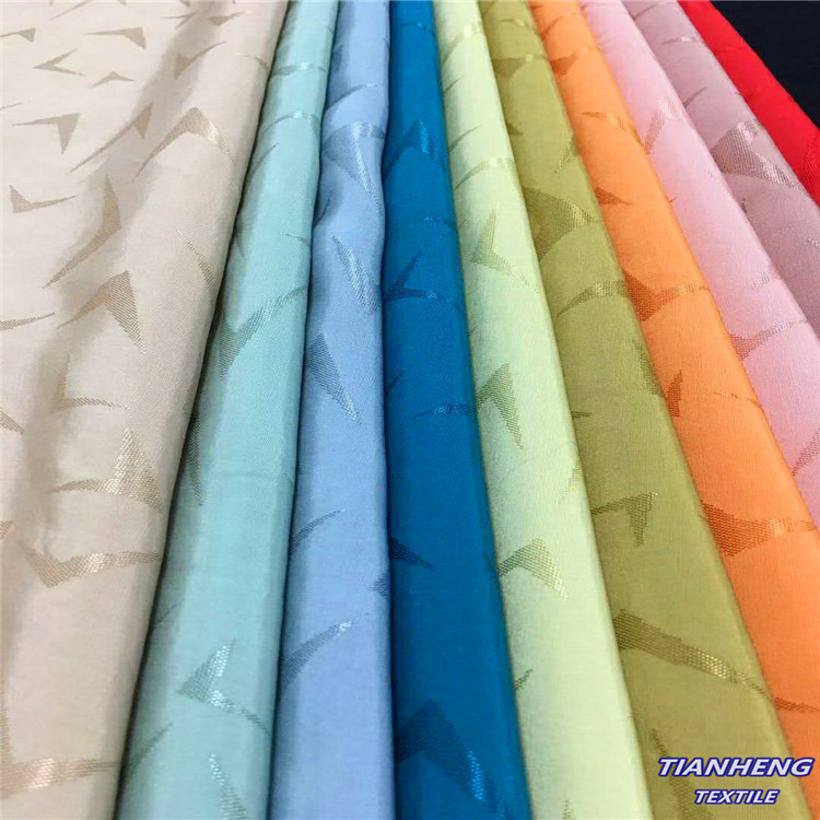 春秋新款人丝千纸鹤提花  时装女装衬衫家居服连衣裙面料现货批发