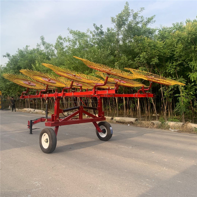 农用机械悬挂式牵引式搂草机 指盘式秸秆搂草机 圆盘牧草搂草机