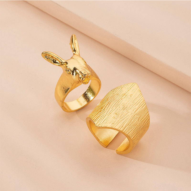 Hot Selling Fashion Rabbit Personality Women's Rings Wholesale display picture 1