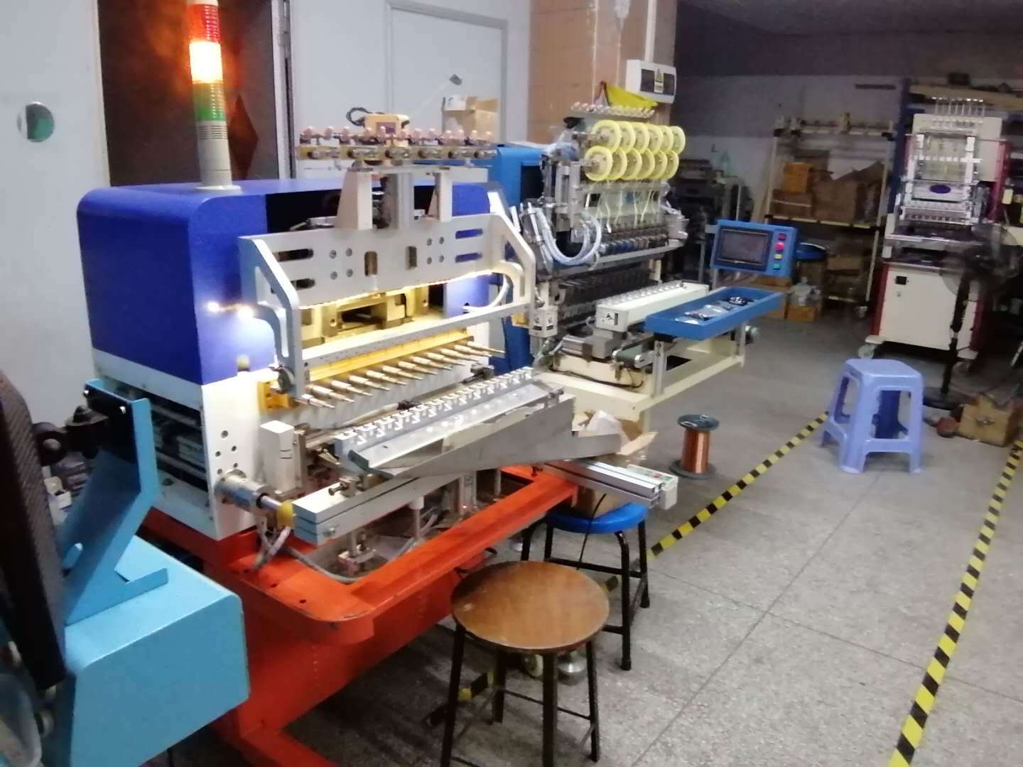 二手全自动绕线带搓线的机器    进口带捻线的全自动绕线机