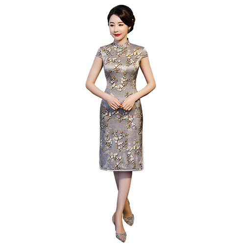 Chinese Dresses Qipao standing collar low slit silk cheongsam