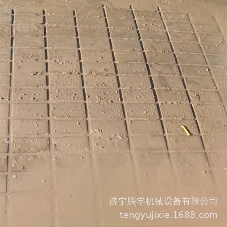 手推奶牛场刻槽机 用于养殖场牧场混凝土路面的梯形刻槽机 刻纹机