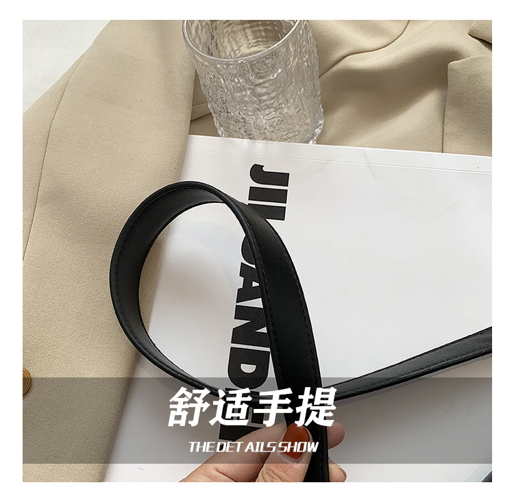 Simple Autumn And Winter New Fashion All-match Messenger Single Shoulder Small Square Bag display picture 5
