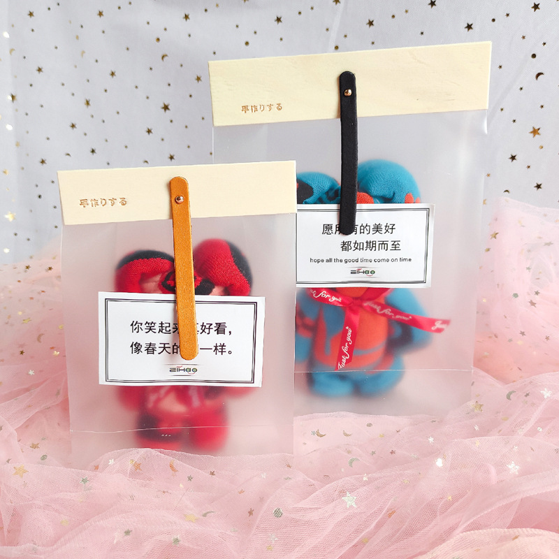 New products originality gift towel Souvenir  towel modelling Gift Bags gift towel Souvenir