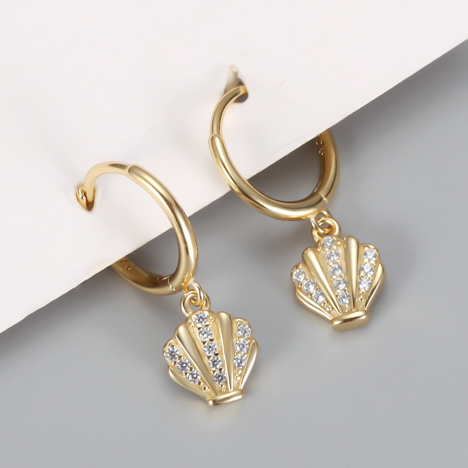 Shopping Occasion 925 Sterling Silver Material 1 Pair 925 Sterling Silver Zircon Shell Earrings