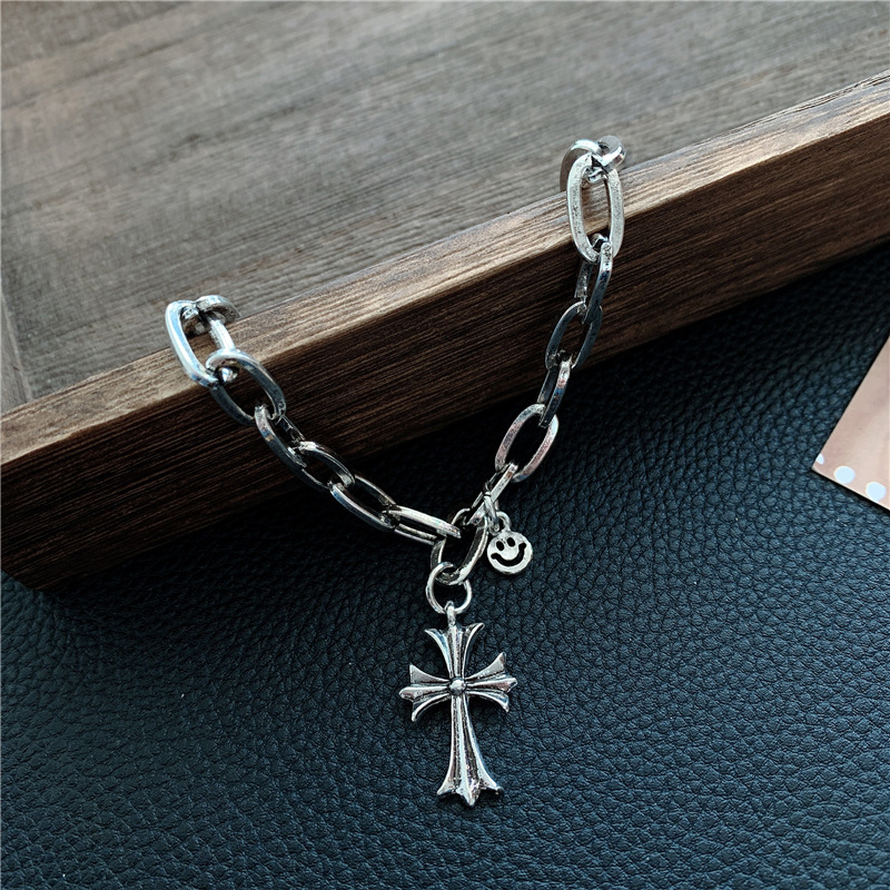 Hip-hop Style  Trendy Korean Fashion Retro Old Chain Cross Bracelet display picture 6