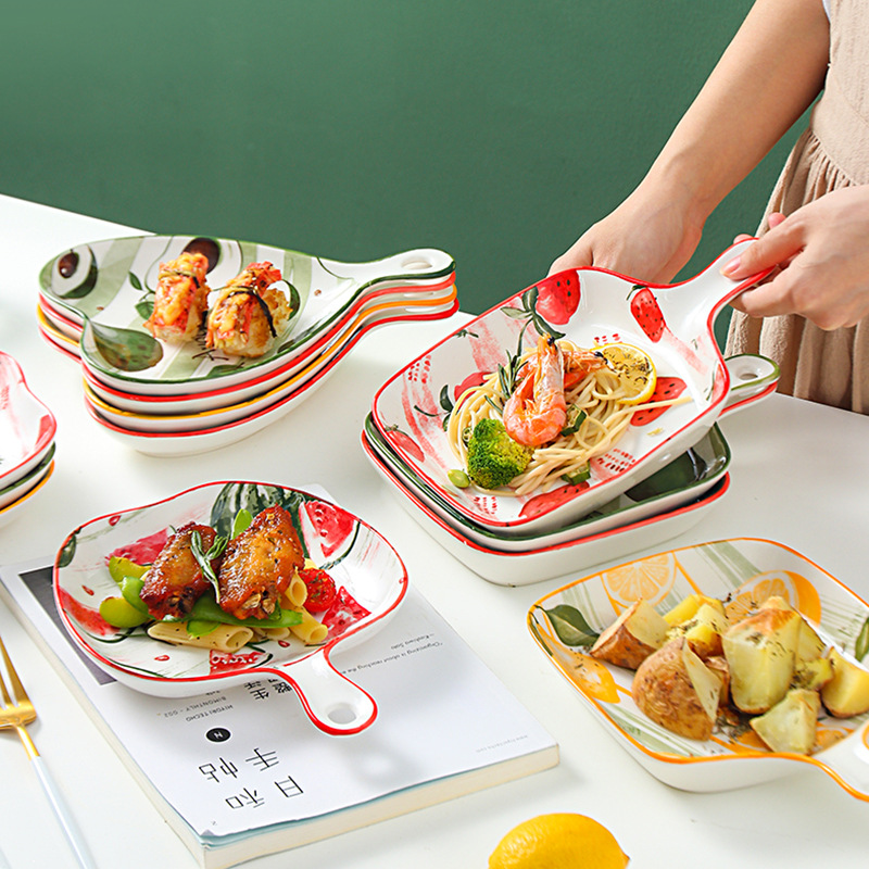 Hand-painted tableware INS originality household ceramics plate Japanese baking Baking tray Rice dish strawberry personality Fruit plate
