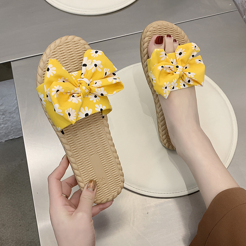 Japanese Slippers Women New All-Match Casual Sandals Vacation Sandals