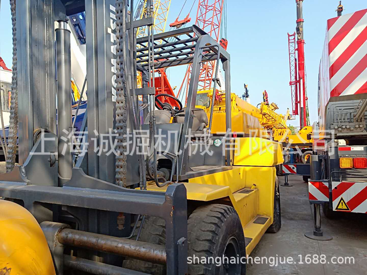 二手20吨小松叉车大叉车 带侧移