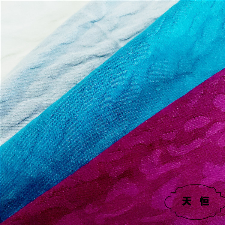 中大库存经弹豹点提花女装童装弹力打底裤包臀裙短裤帽子面料批发