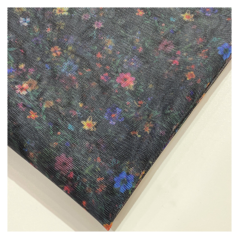 Fabricante de suministro de tela de tela hexagonal impresa de flores pequeñas vestidos de ropa infantil