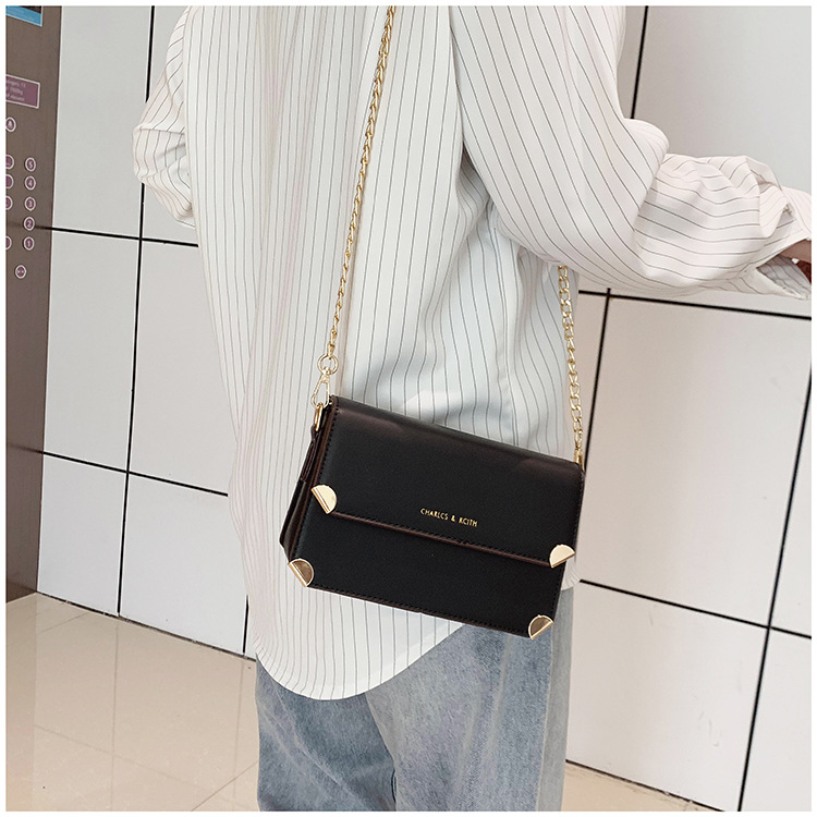 Women's Small Pu Leather Color Block Basic Streetwear Square Lock Clasp Shoulder Bag Crossbody Bag Chain Bag display picture 4