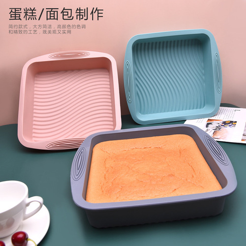Square silicone cake pan for making cakes, toasts, and bread, non-stick, high-temperature resistant, oven baking mold, household use.