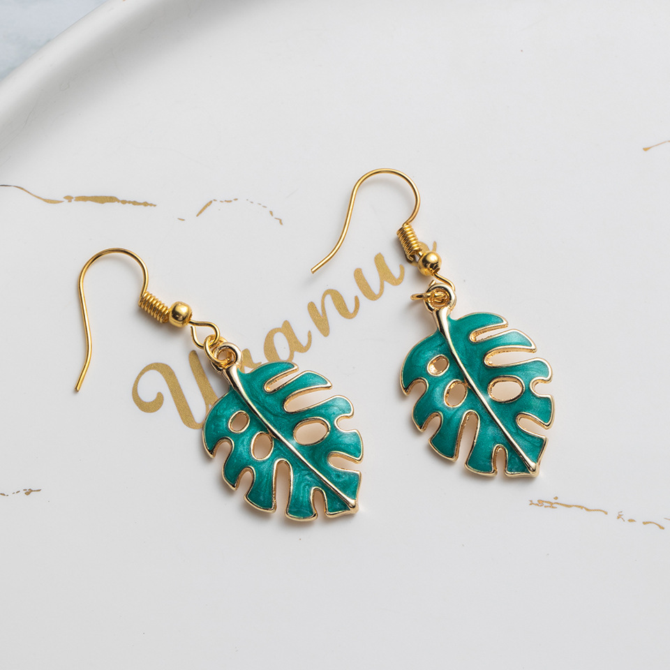 Korean Leaf Earrings Wholesale display picture 5