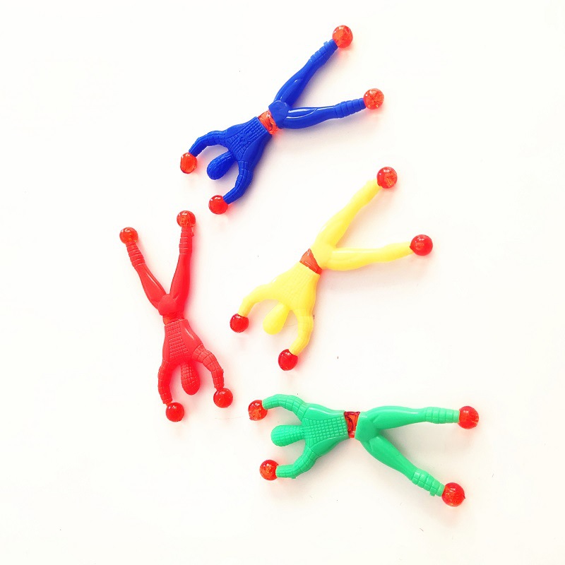 Las pequeñas actividades de microempresas empujan el código de escaneo para enviar regalos debajo de la línea roja en línea, regalos prácticos, pequeños drenadores, artefactos creativos