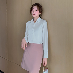 2020年韩版新品春季百搭休闲修身打底衫流行大码显瘦纯色长袖衬衫