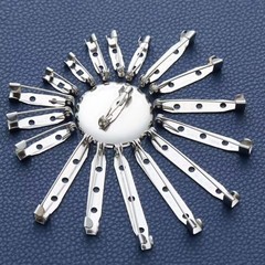 Factory direct sales supply Korean safety pins insurance pins wholesale hot selling affordable brooches DIY jewelry accessories