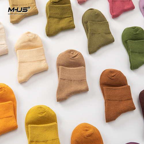 Cotton Spirit 46 Color Socks Women's Autumn Japanese Cotton Socks Solid Color Simple Mid-Tube Socks Basic Four Seasons Women's Socks