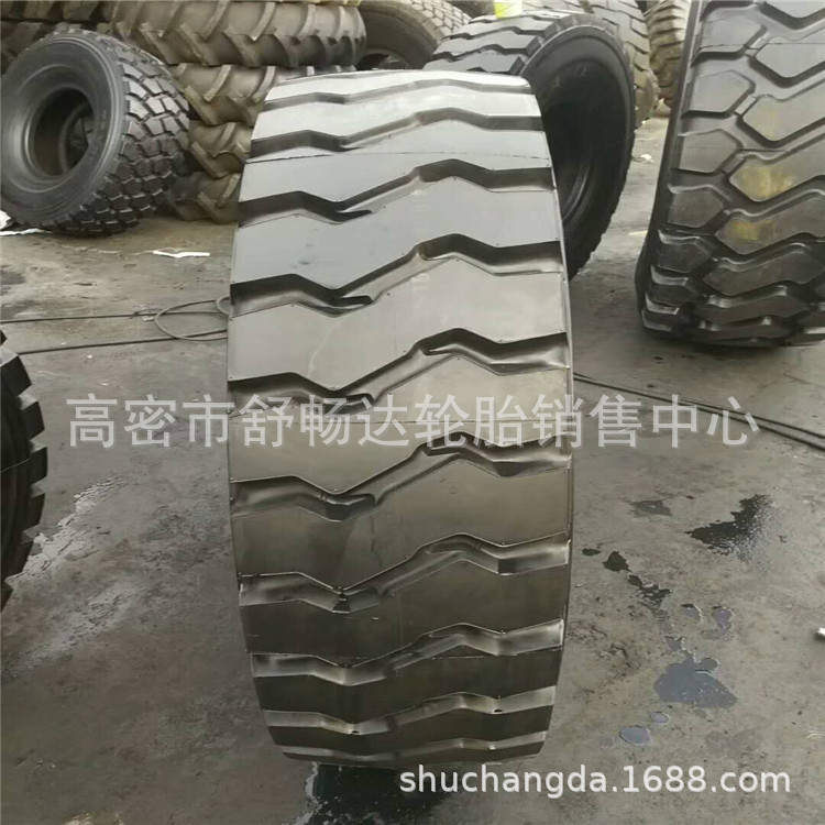 现货销售1300R25宽体自卸车轮胎 矿山用轮胎