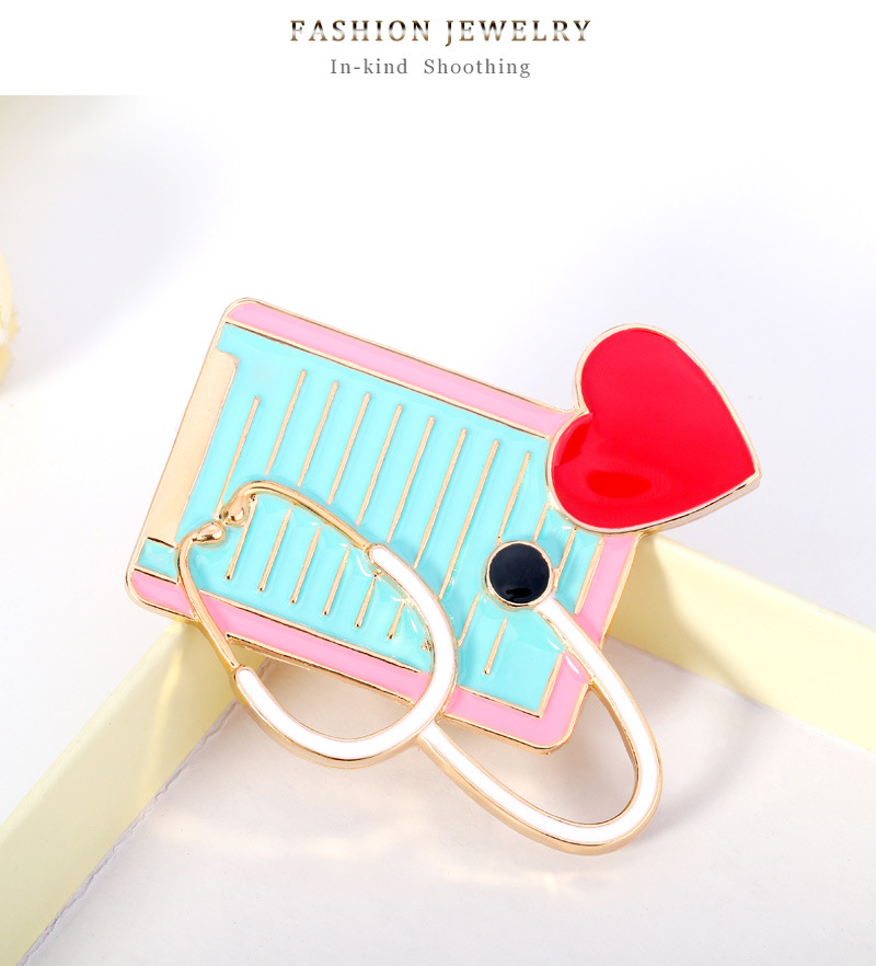 Hot Fashion Medical Corsage Peach Heart Stethoscope Oil Drop Brooch Wholesale Nihaojewelry display picture 8