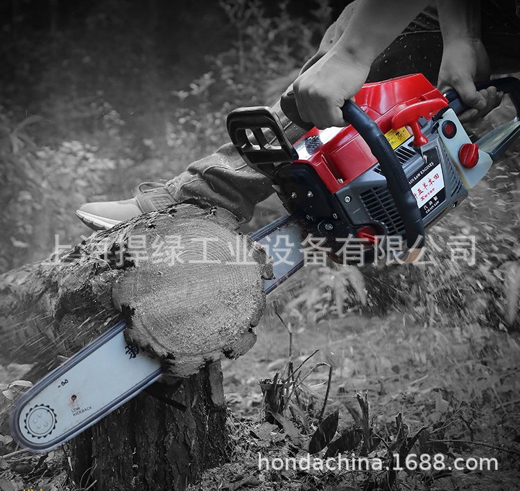 9800汽油锯 户外伐木油锯 机动便携式链锯家用伐木锯