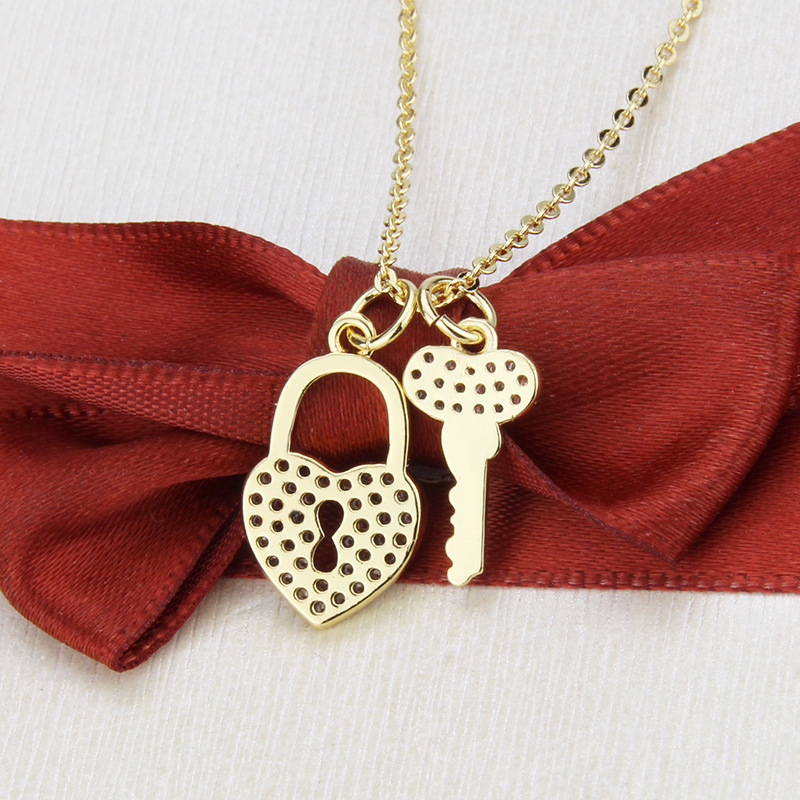 inlaid zirconium key diamond lock tag necklace