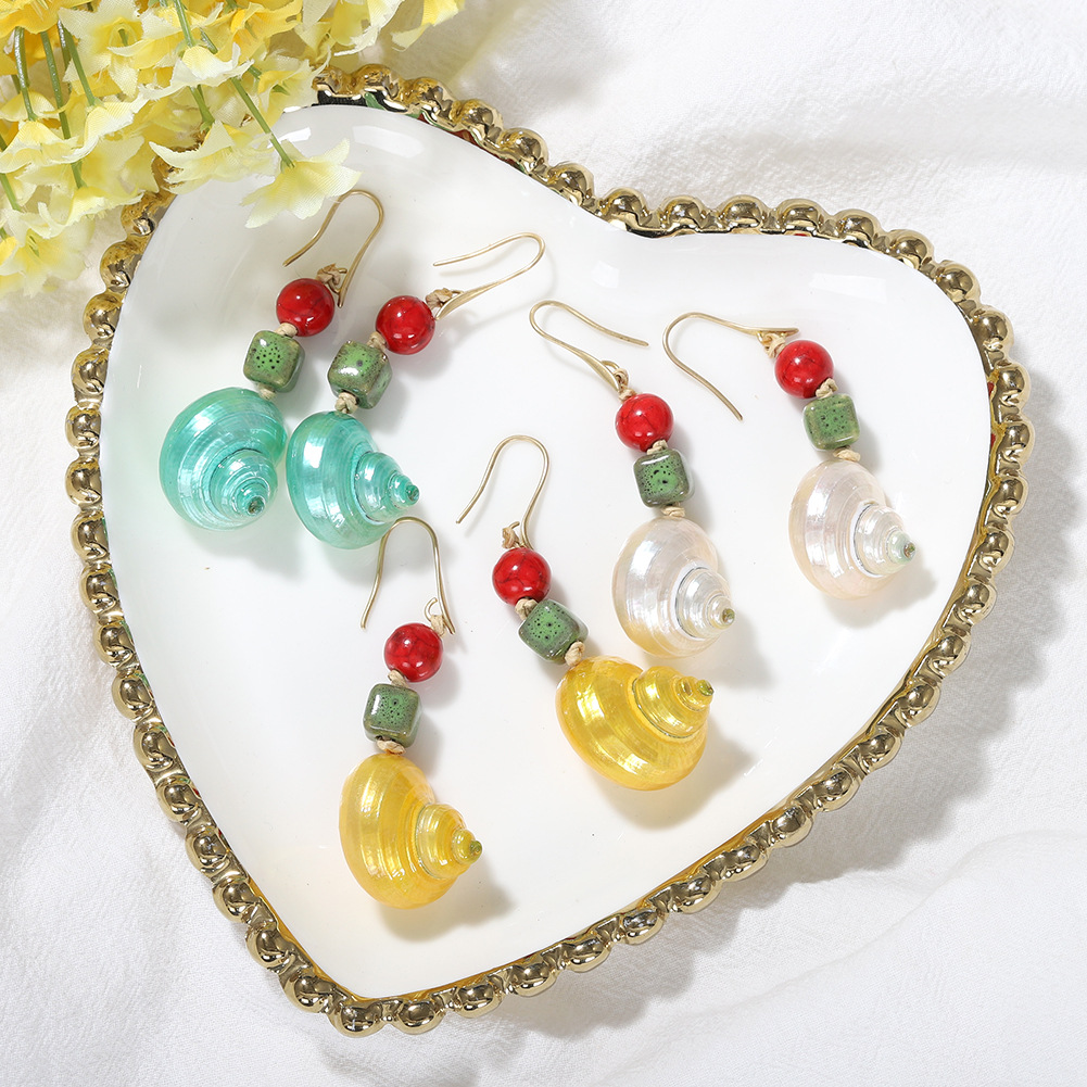 Nihaojewelry Wholesale Conch Stone Beads Earrings Fashion Holiday Style Earrings display picture 7