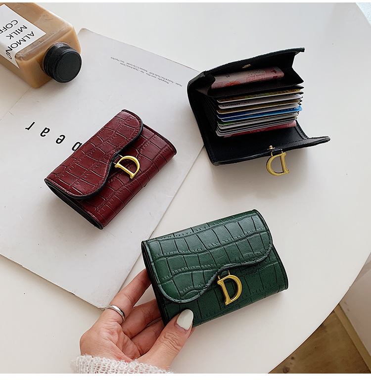 2021 New Buckle Small Wallet Short Organ Korean Prismatic Coin Purse Card Bag Wallet display picture 3
