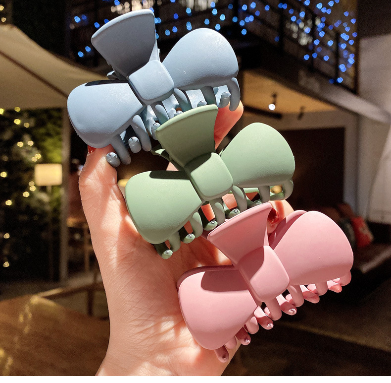 Korean New Fashion Simple Catch Hair Clip Cheap Hair Clip Wholesale display picture 9