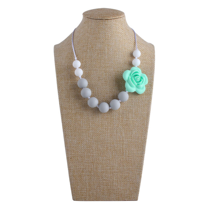 Venta caliente forma de Rosa collar de silicona mordedor masticable colgante infantil molar mordedor de silicona pulsera de cuentas