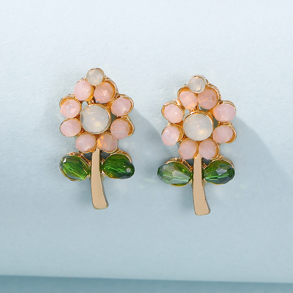 Boucles D&#39;oreilles En Alliage De Mode Cristal Fleurs Sauvages Boucles D&#39;oreilles Vente Chaude Boucles D&#39;oreilles En Gros Nihaojewelry display picture 6