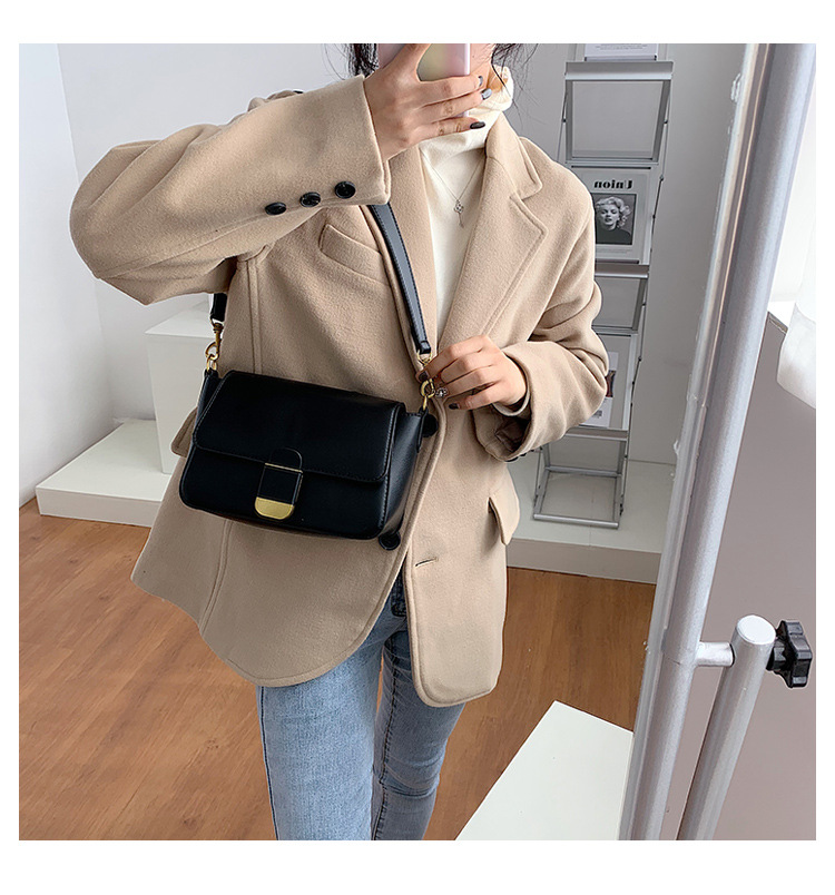 Simple Autumn And Winter New Fashion All-match Messenger Single Shoulder Small Square Bag display picture 16