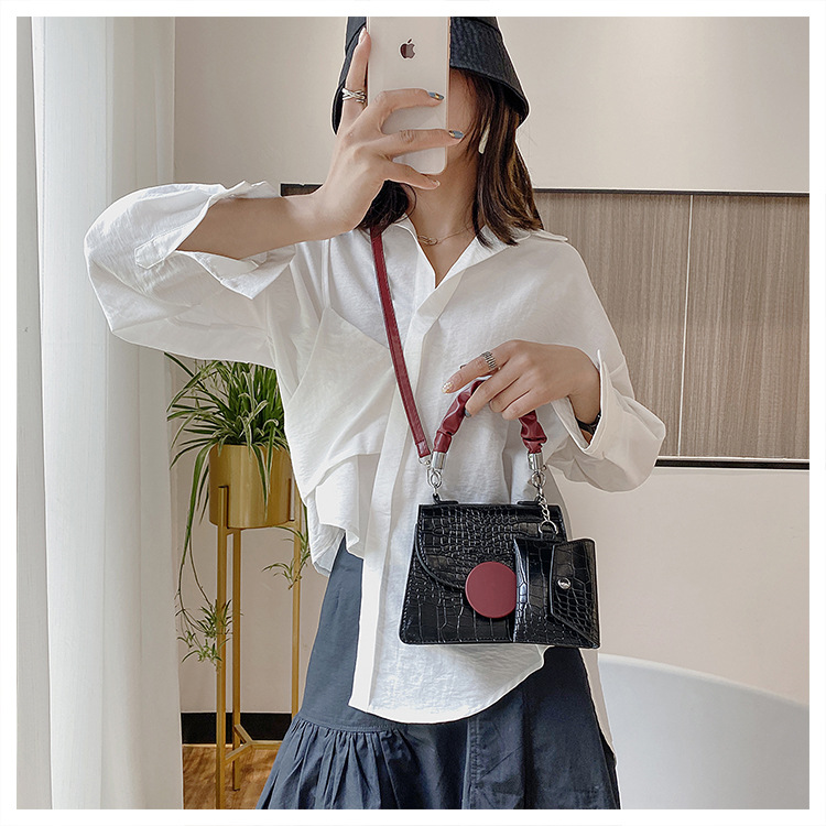 Fashion Messenger Small Square Bag display picture 54