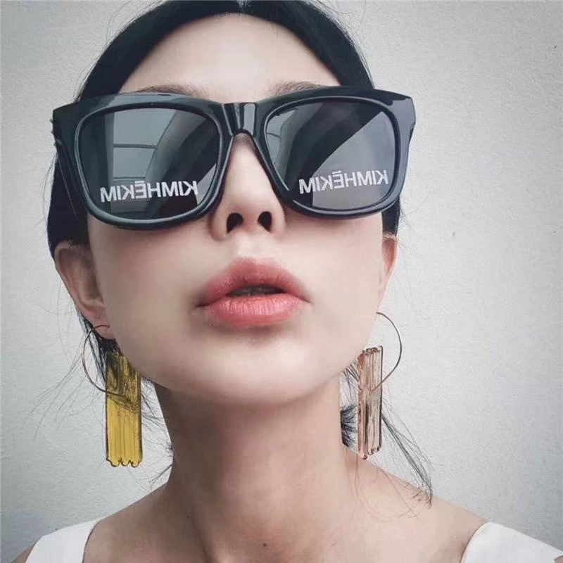 New Fashion Style Korea Letter Love Sunglasses display picture 18