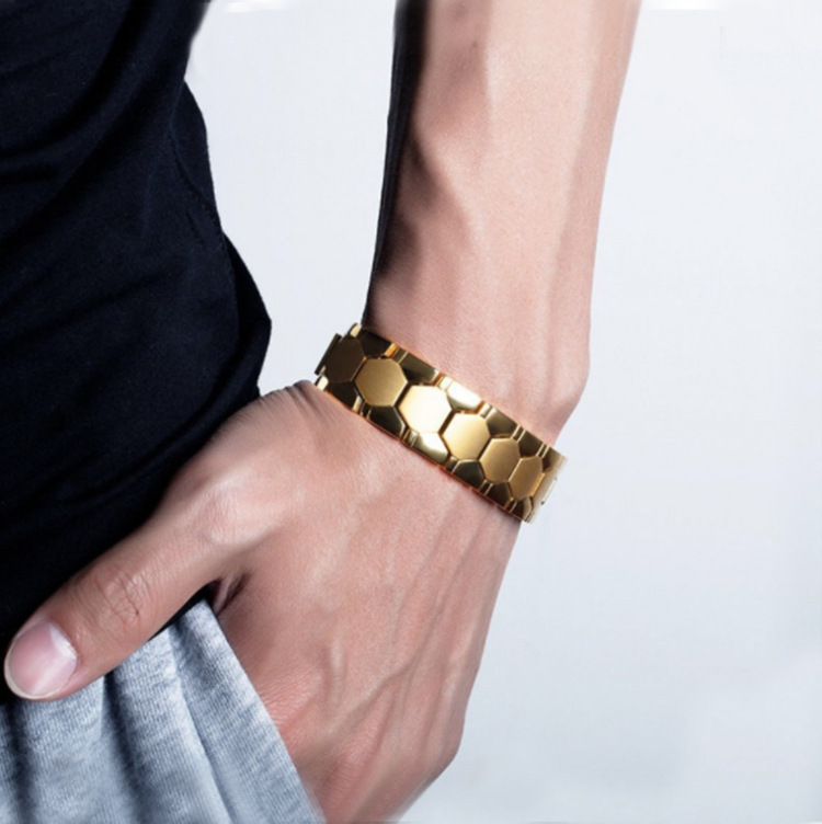 Brățară magnetoterapie la modă, armură personalizată și versatilă, curea placată cu aur magnetit, oțel titan_voghion.com
