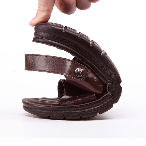 Top-layer cowhide soft-soled beach shoes men's sandals large size middle-aged dad's genuine leather summer slippers for middle-aged and elderly men