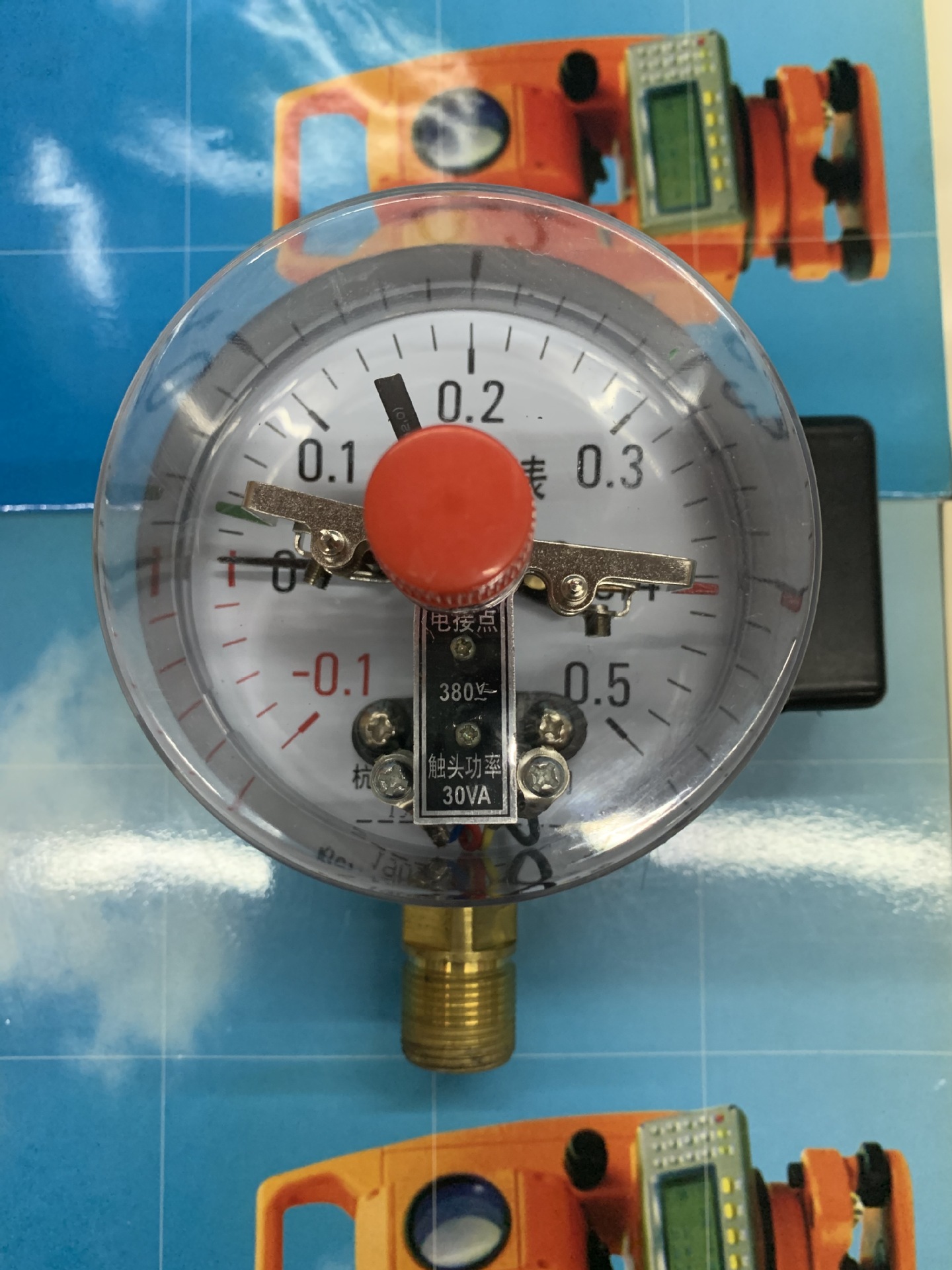 东亚电接点真空表YXC100 30VA  -0.1-0MPA-0.1-0.3-0.1-0.5