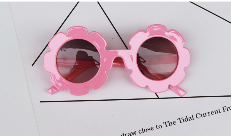 27g Weight UV400 Protection, Resin Lens Material Fashion Style White, Pink, Red, Blue, Yellow, Black Color Fashion UV400 Protection Resin Kids Sunglasses 6