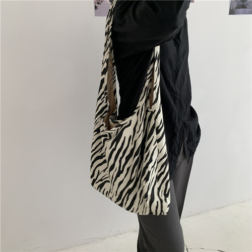 Women's bags new Korean style crossbody shoulder bag canvas bag animal texture crossbody large capacity shopping bag bags