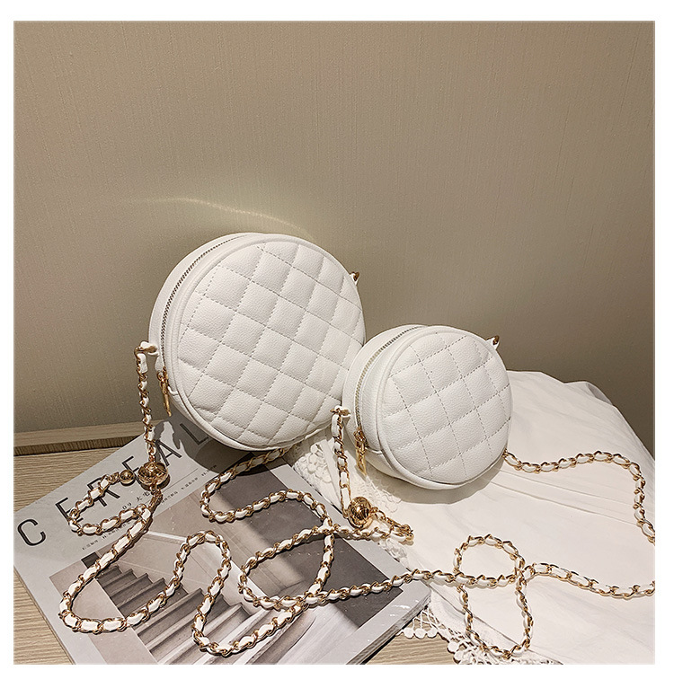 New Fashion Simple  Trend Fashion Rhombus Chain  Shoulder Messenger Small Round Bag Wholesale display picture 4