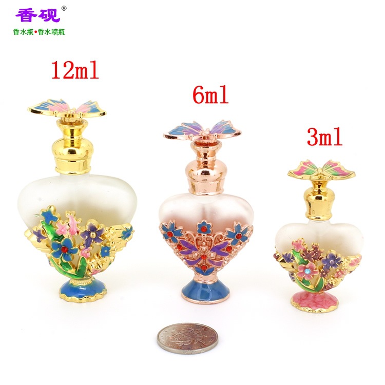 香砚百花园心形贵夫人蝴蝶瓶全图3.jpg