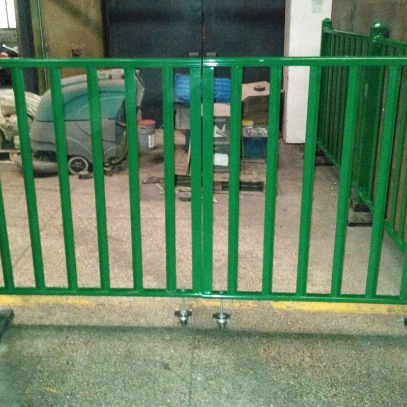 公园河边户外隔离栅栏防护栏 公路马路护栏 景区车站隔离防护栏