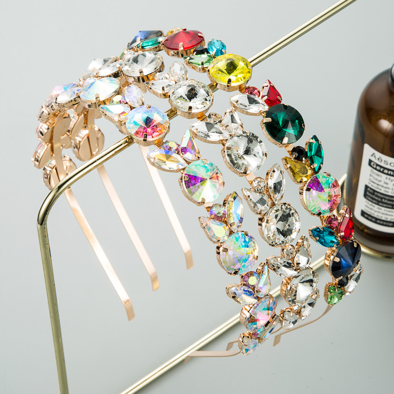 Fashion Metal Diamond-studded Retro Headband display picture 2