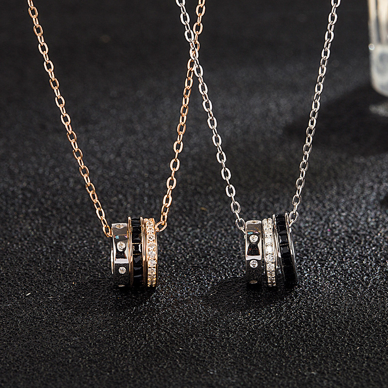 universal necklace