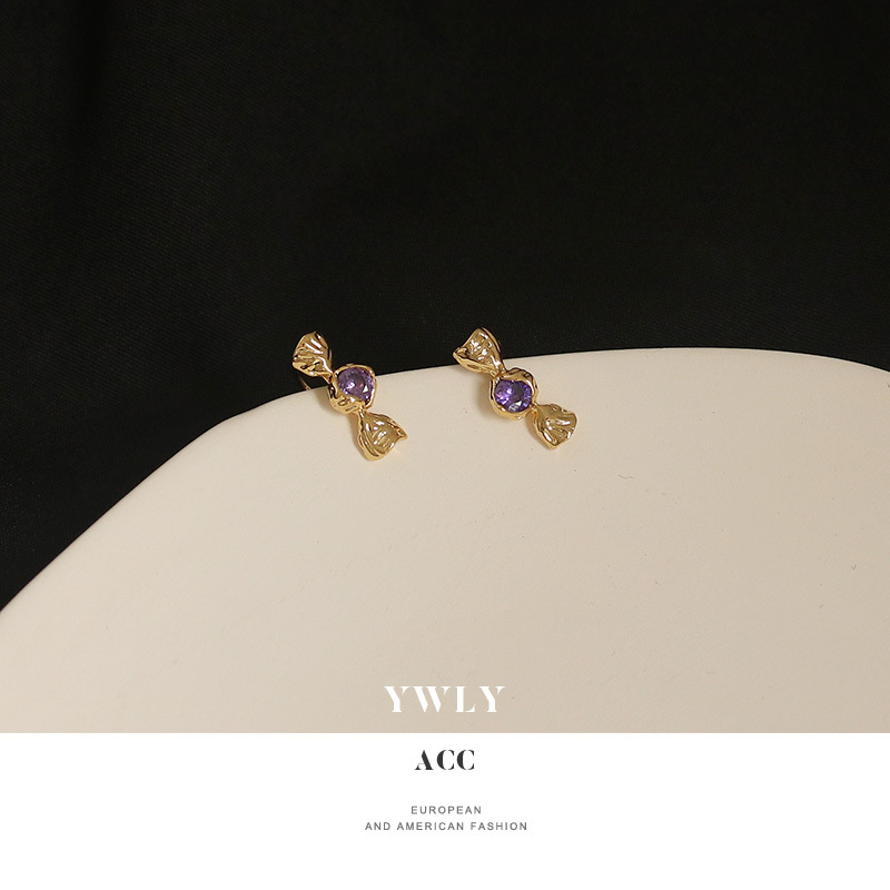Europe and America lovely candy violet zircon Ear bones ins personality A small minority Sense of design No pierced ears Earrings