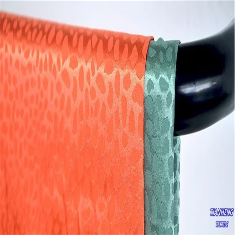 现货色丁小豹点提花时装男女装衬衫家居服吊带衫连衣裙面料批发