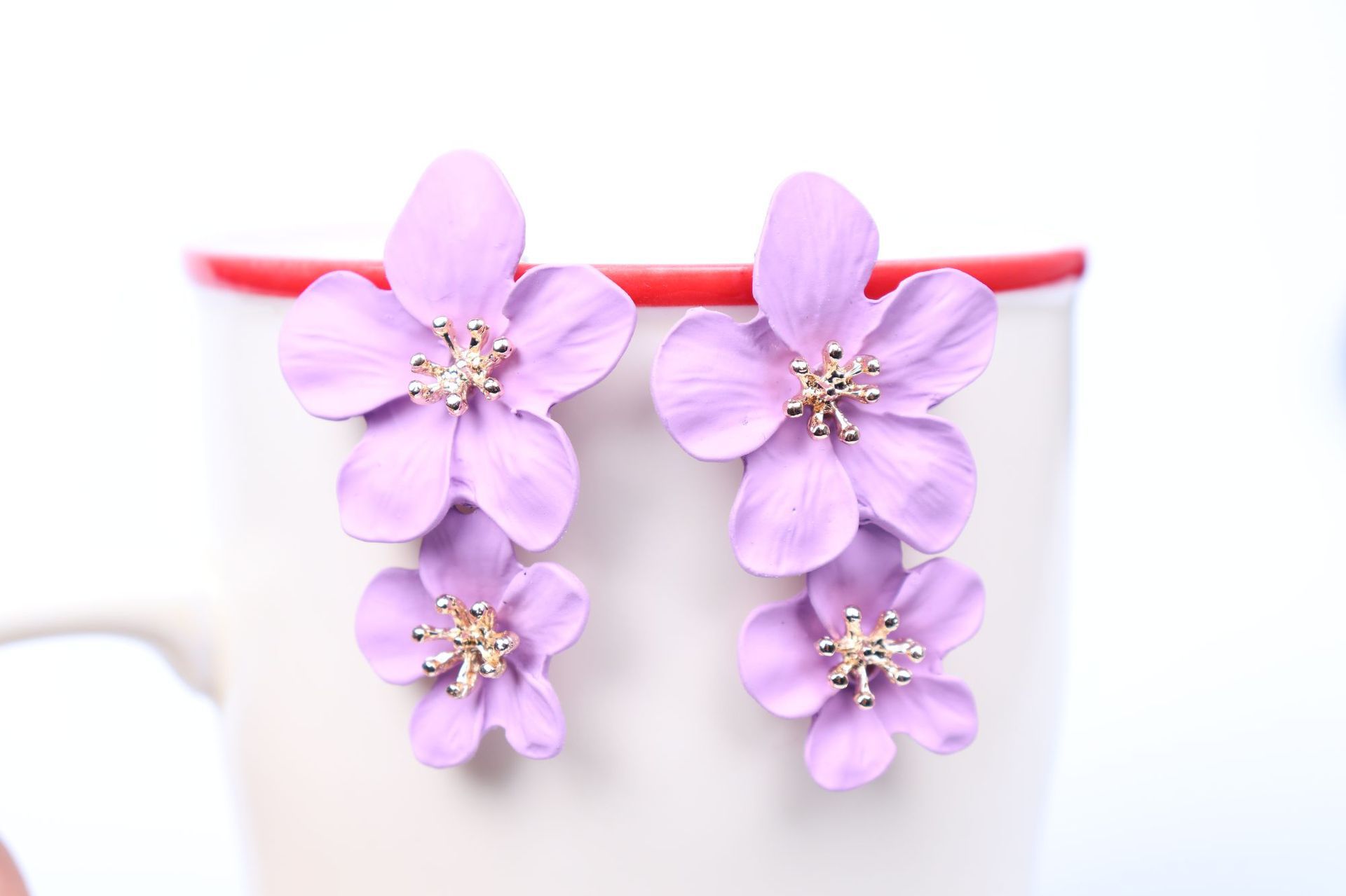 1 Pair Casual Simple Style Flower Stoving Varnish Alloy Drop Earrings display picture 5